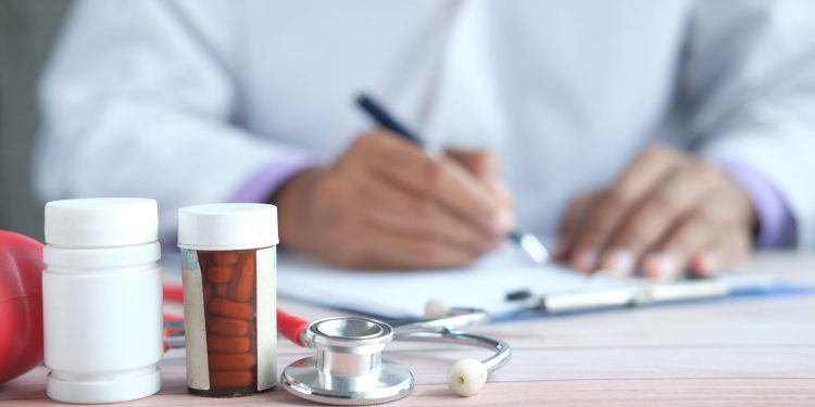 Waarom artsen aarzelen om nieuwe medicijnen bij Parkinson voor te schrijven