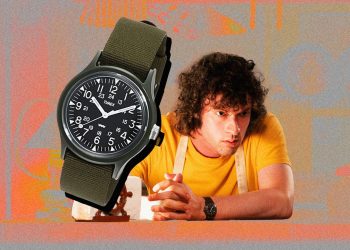 Dominic Sessa draagt klassieke Timex in Bourdain-biopic 'Tony'