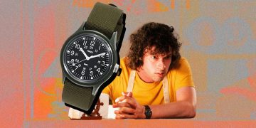Dominic Sessa draagt klassieke Timex in Bourdain-biopic 'Tony'