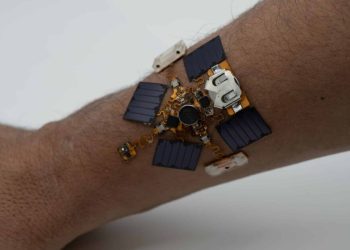 Draagbare slimme pleisters grijpen zelfstandig in bij vergiftiging en overdosering