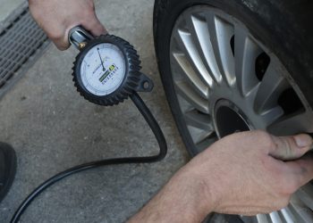 Waarom de aanbevolen bandenspanning niet in elke situatie volstaat